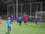 Pietenvoetbal voor S.K.N.W.K. JO7-1 en JO8-1 (vrijdag 29 november 2024) (121/222)